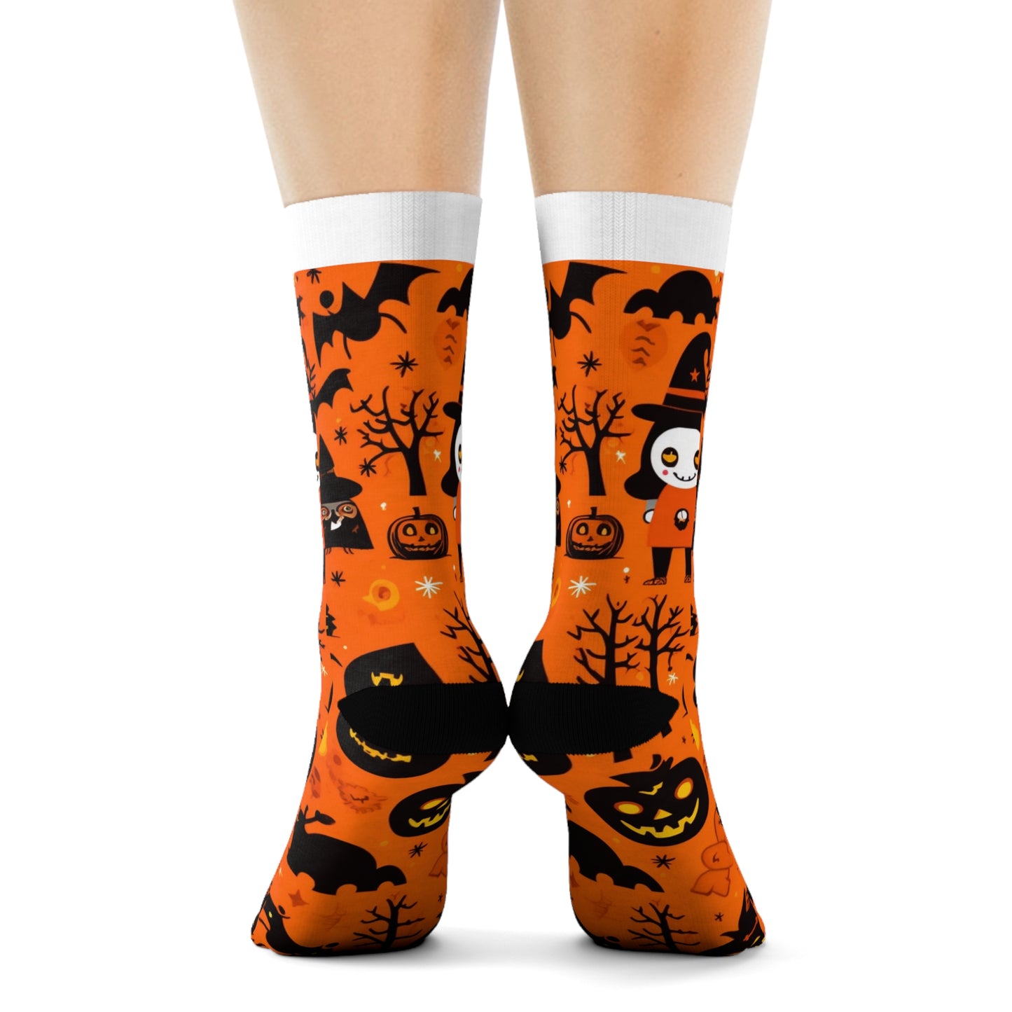 "Spooky Style: Hauntingly Fun Halloween Pattern Crew Socks - Perfect for Trick or Treating and Costume Parties!" - Men and Women Crew Socks Combed Athletic Sports Casual Classic